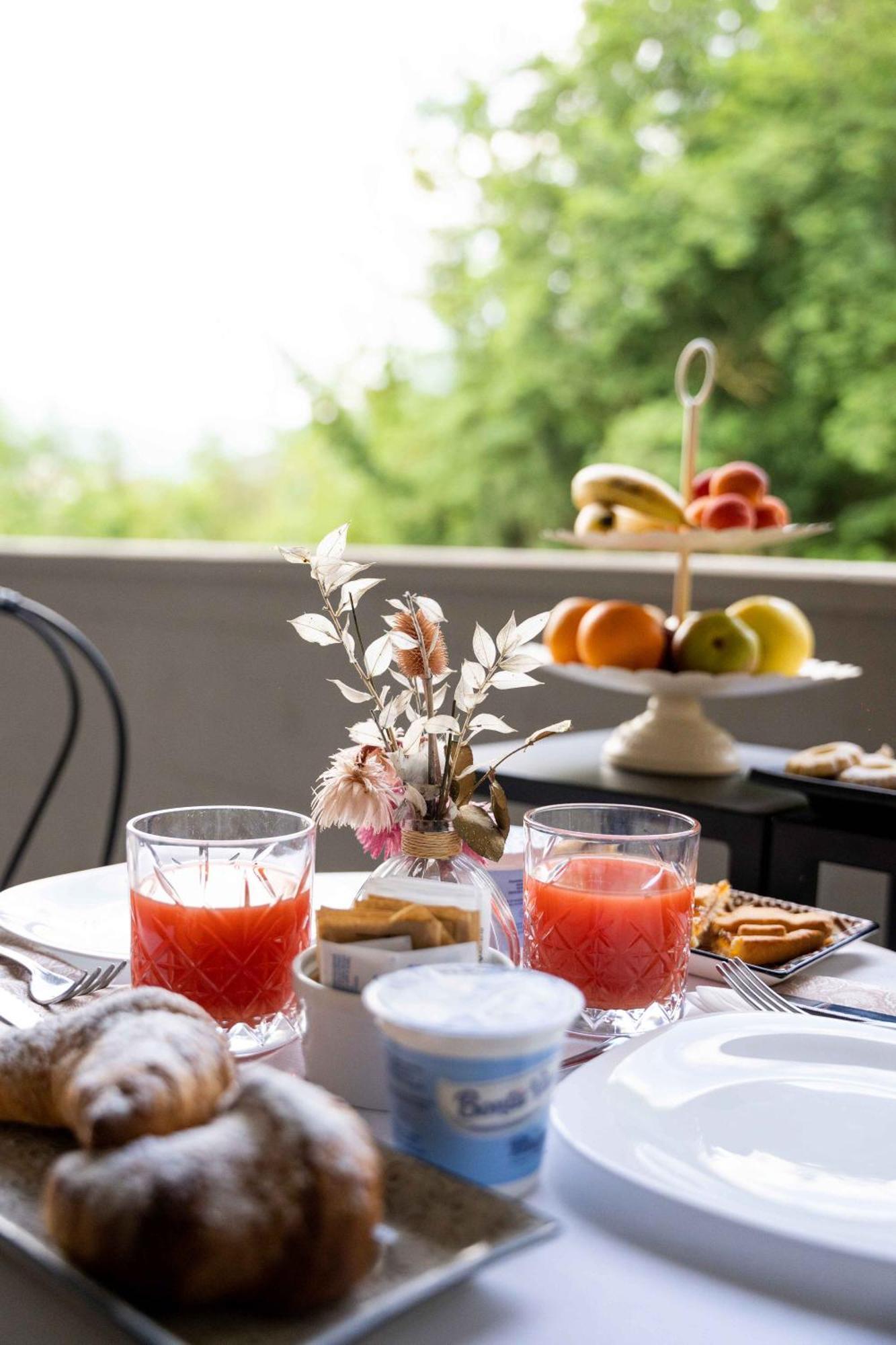 Ecohotel Ristorante Milano Borgo a Mozzano Exterior photo